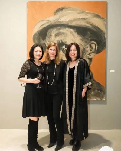 Women in Art